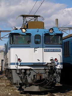 D64-1000